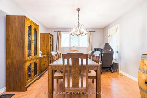 175 South Summit Farm Road, ON L7B 1J8