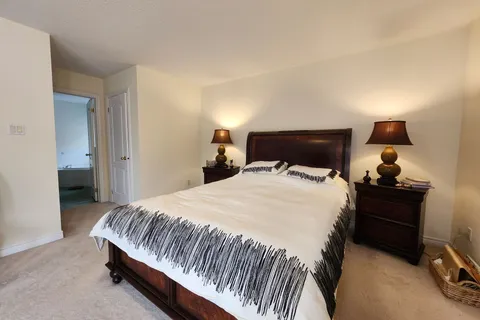 25 Lord  Nelson Court, ON L4S 1Y2