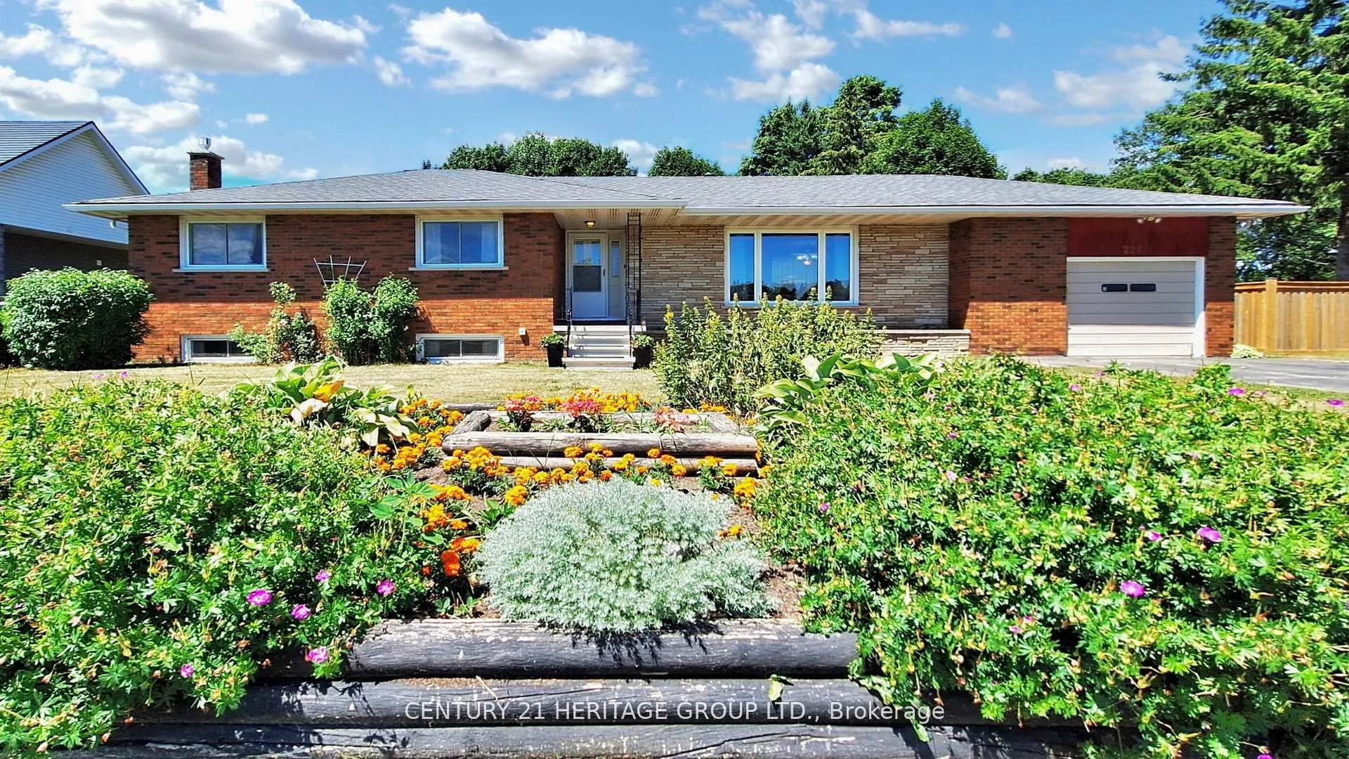 224 Glenn Avenue, ON L9S 1C4