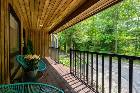 7896 6th Line, ON L0M 1T0