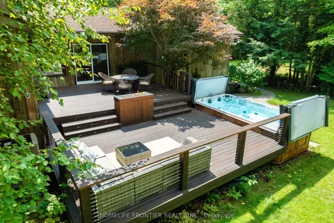 7896 6th Line, ON L0M 1T0