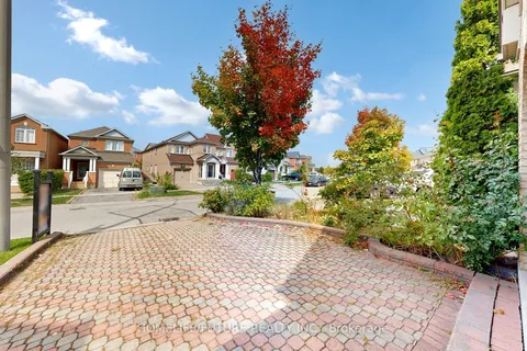 19 Charles Brown Road, ON L3S 4T3