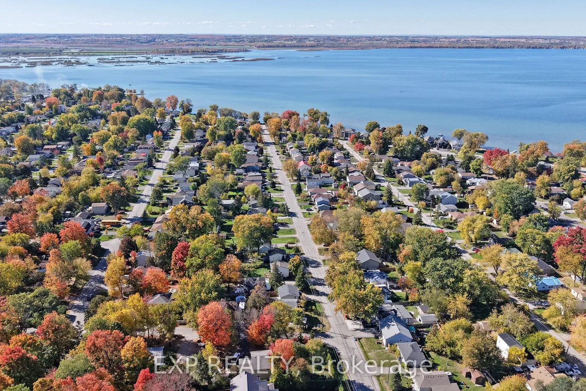 476 Aleah Crescent, ON L4P 1W9