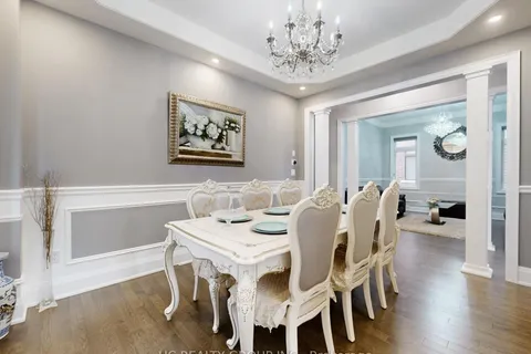 238 Touch Gold Crescent, ON L4G 3X5