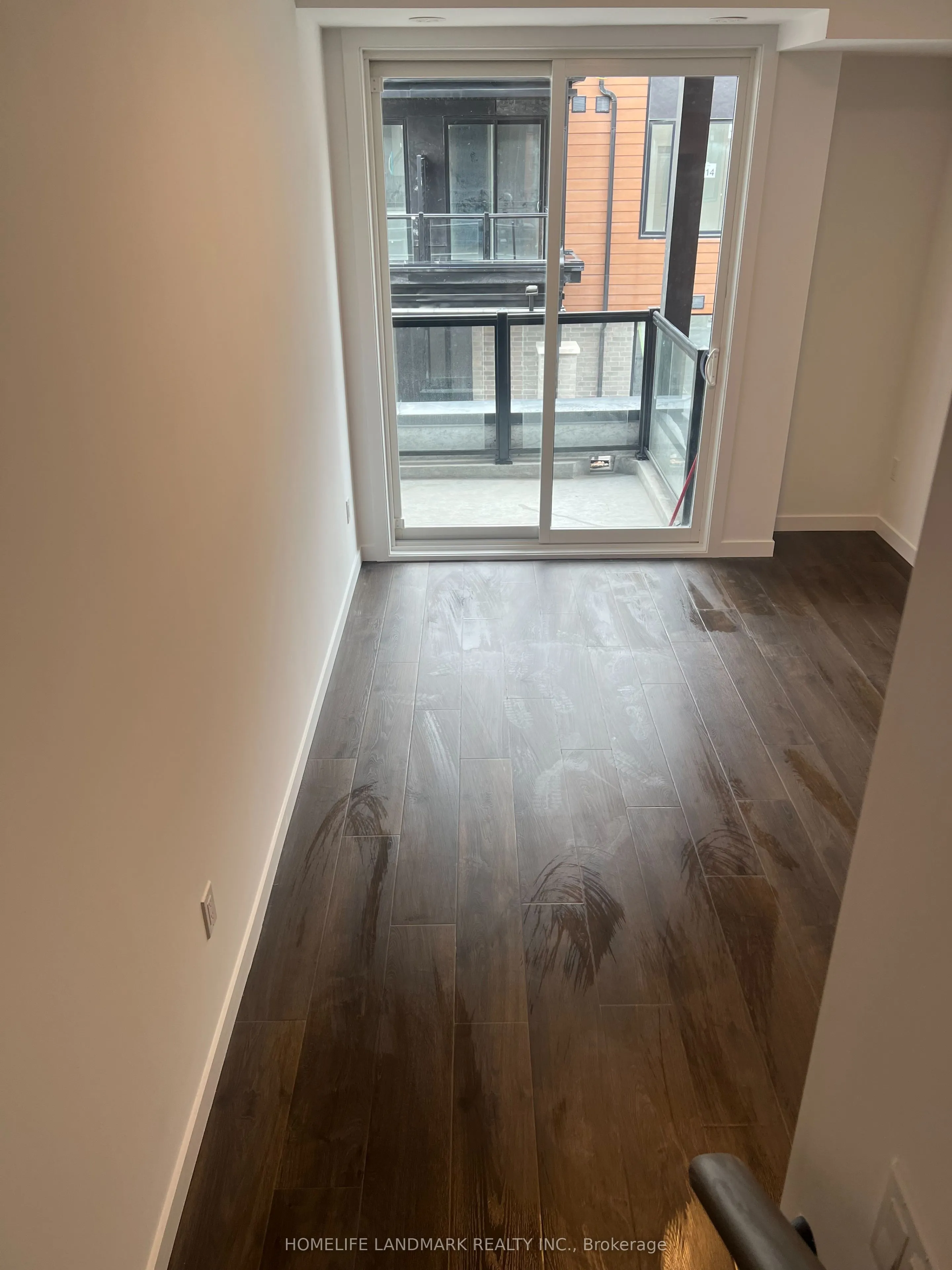 Condo Townhouse living room at 117 Marydale Avenue Markham