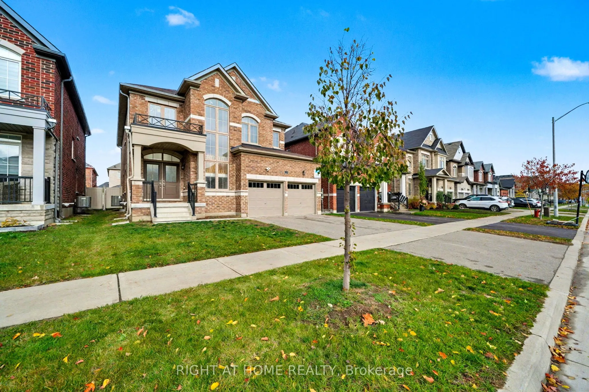 1016 Wickham Road, ON L9S 0N5