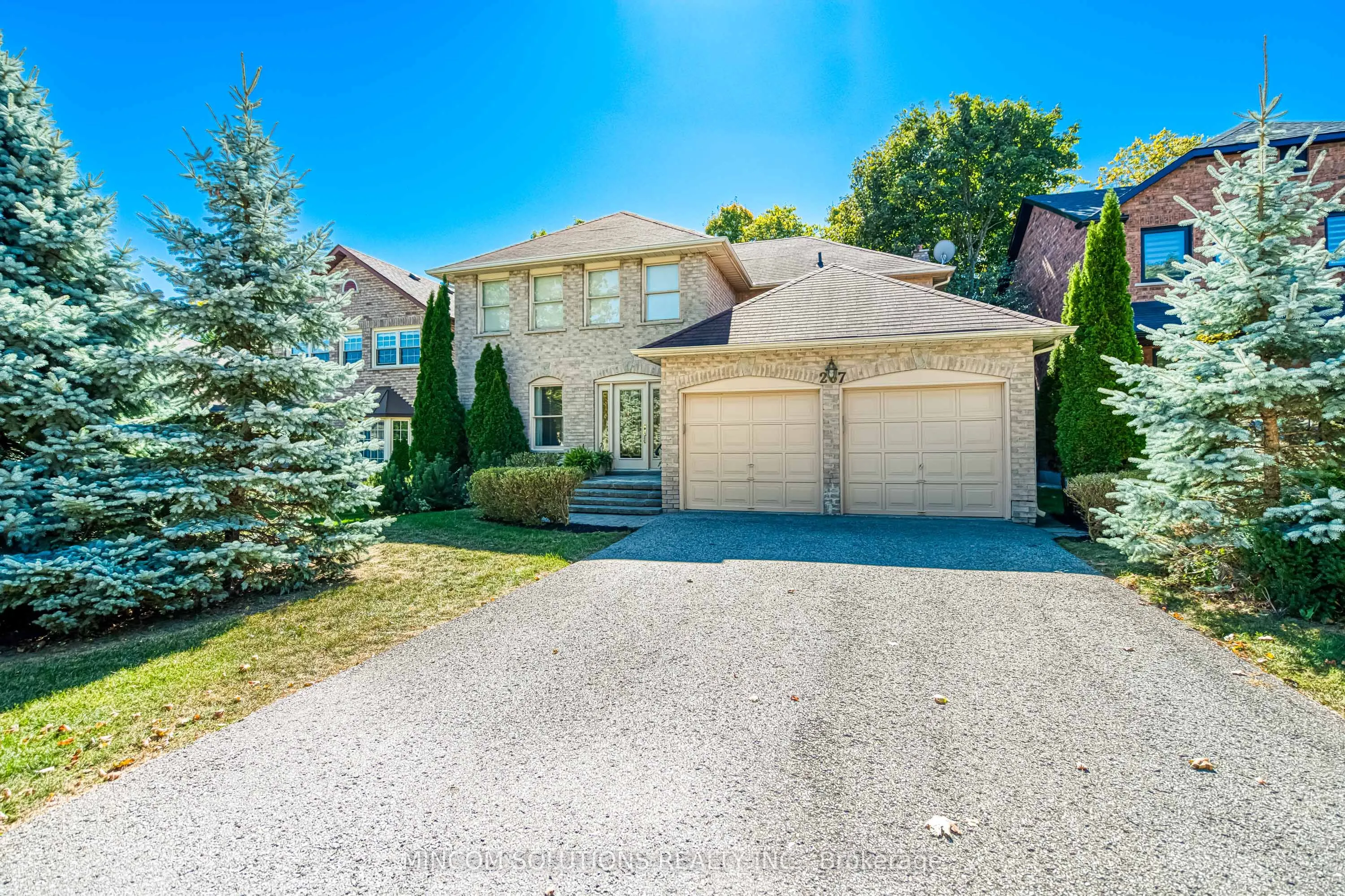 267 Aurora Heights Drive, ON L4G 5C3