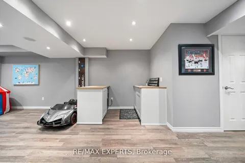 198 Moody Drive, ON L4H 3Z4