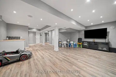 198 Moody Drive, ON L4H 3Z4