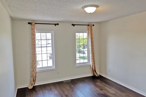 269 Helen Avenue, ON L3R 1J9