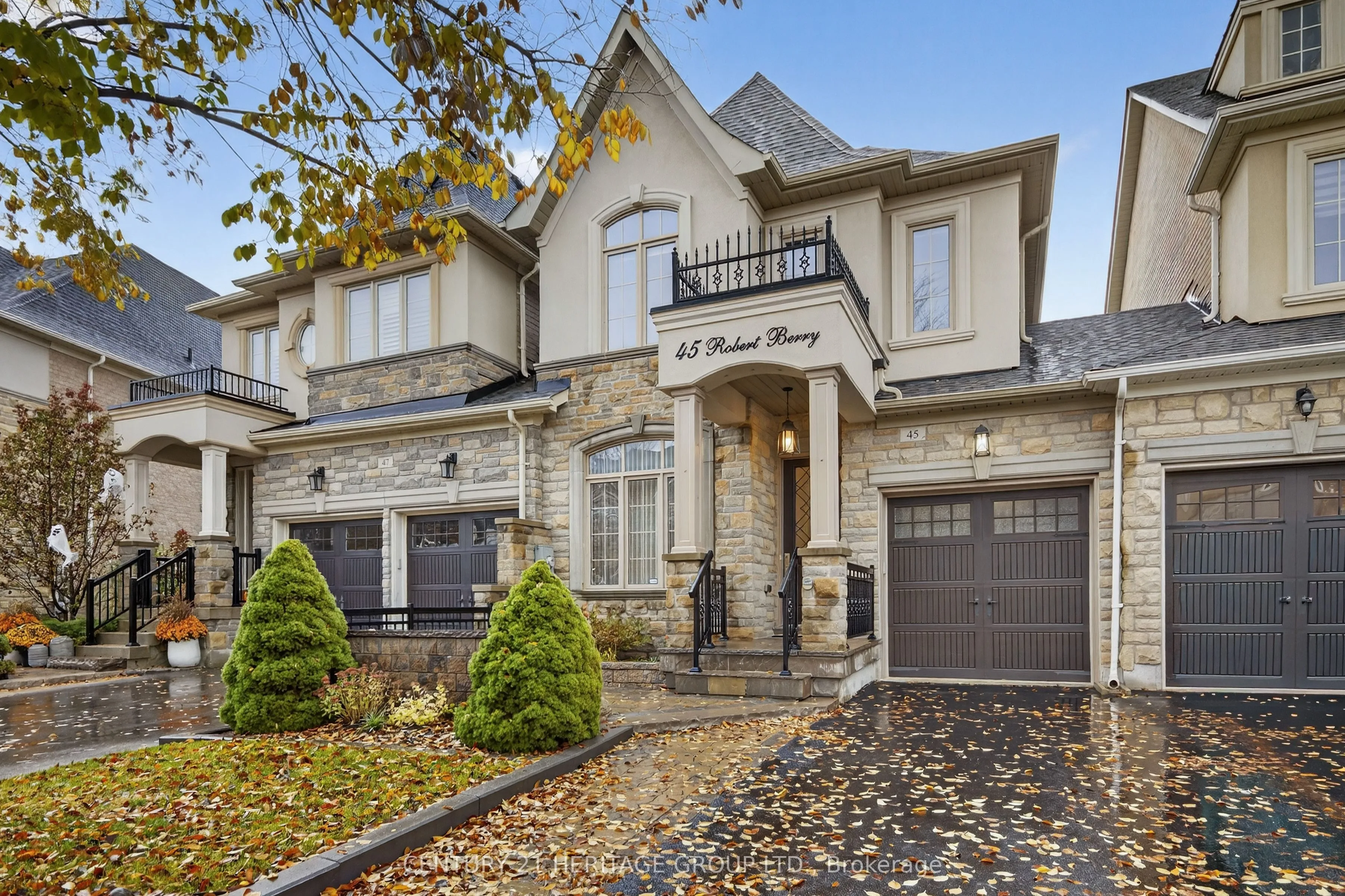 45 Robert Berry Crescent, ON L7B 1L6