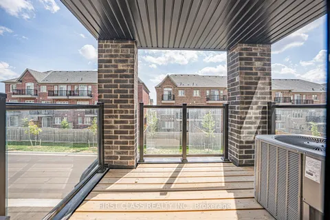 40 Herman Gilroy Lane, ON L6C 3L7