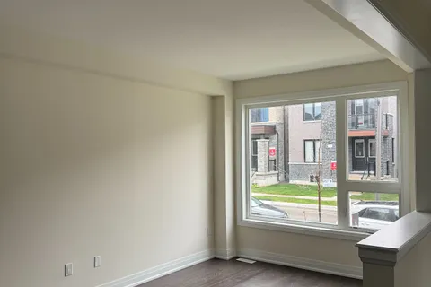 7 John Rolph Street, ON L6B 1R8