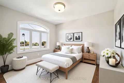 29 W Dykie Court, ON L3Z 0Y1