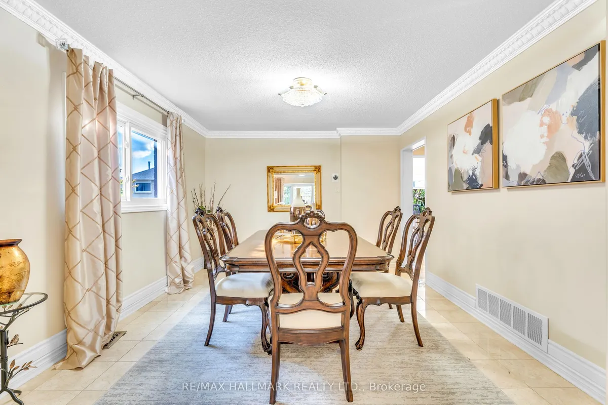 22 Larratt Lane, ON L4C 9H9