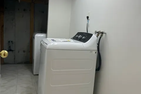 81 Bassett Avenue, ON L4B 4H5