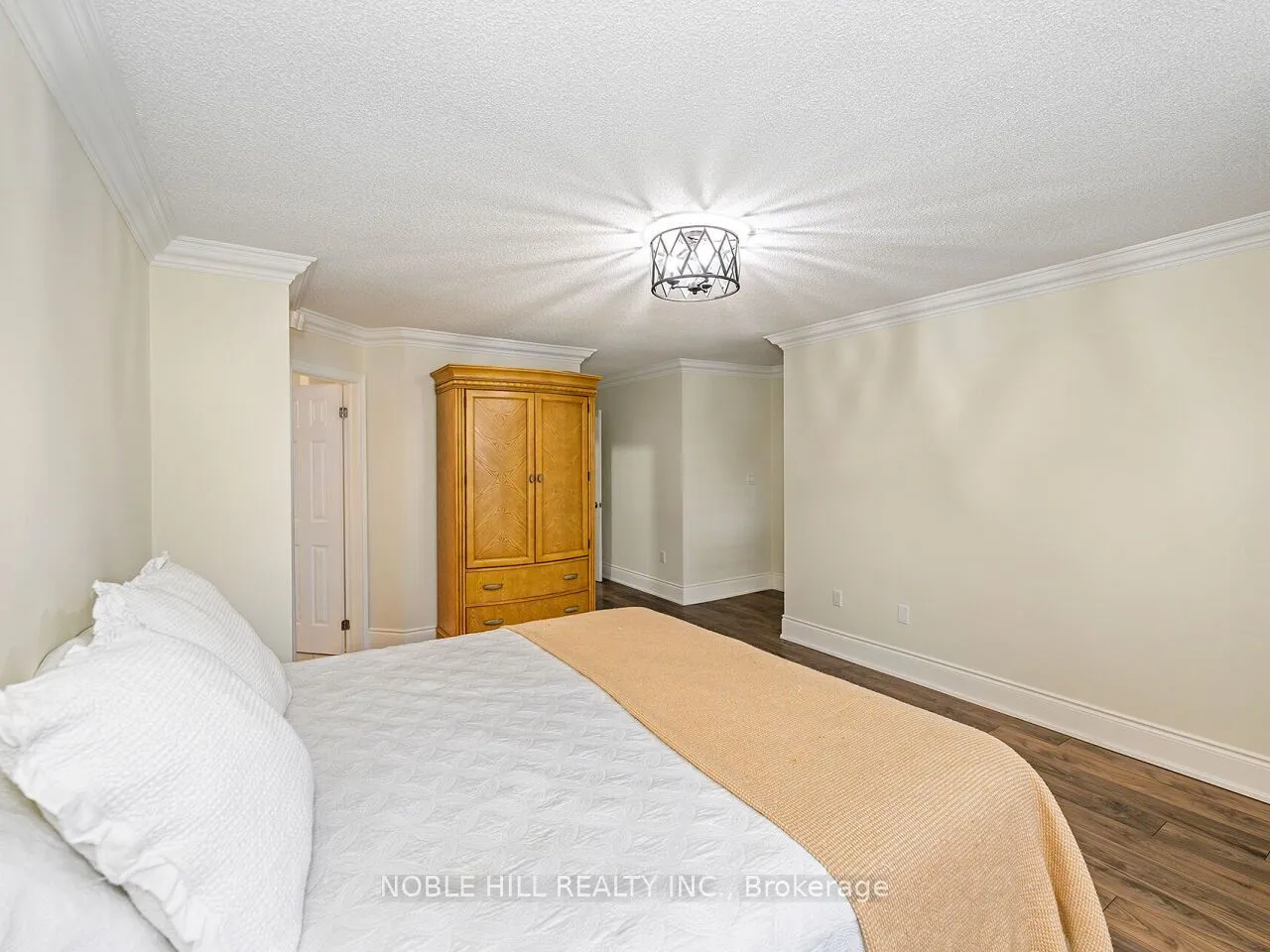 12 Wood Rim Drive, ON L4E 4E7