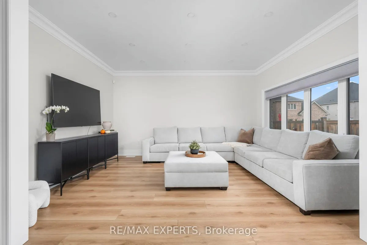 1430 Farrow Crescent, ON L9S 0L6