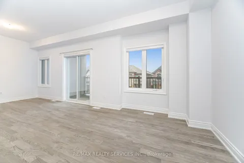 24 Alan Williams Trail, ON L9P 0R6