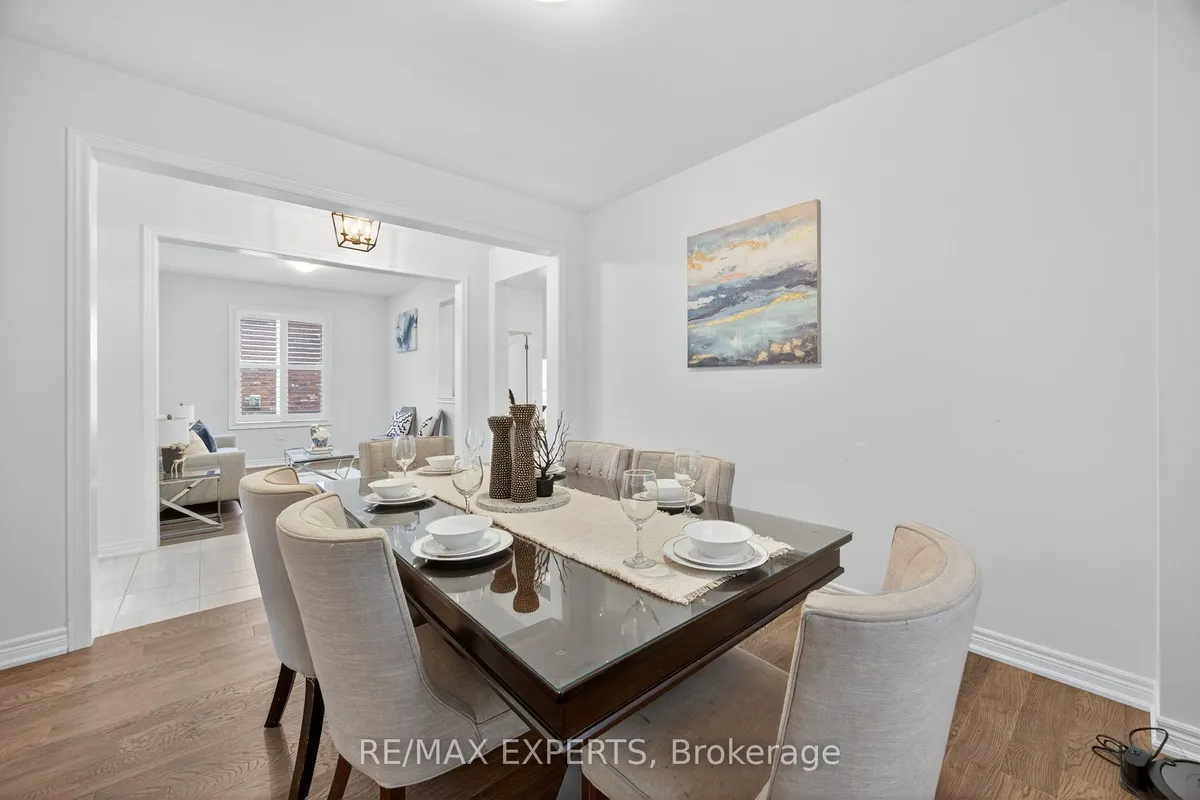 66 Robb Thompson Road, ON L0G 1M0