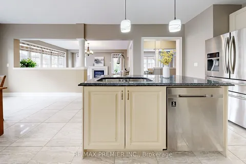 28 Rivoli Drive, ON L4H 3X2