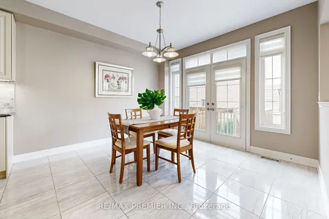 28 Rivoli Drive, ON L4H 3X2