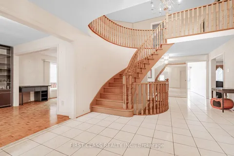 220 Timpson Drive, ON L4G 5M7