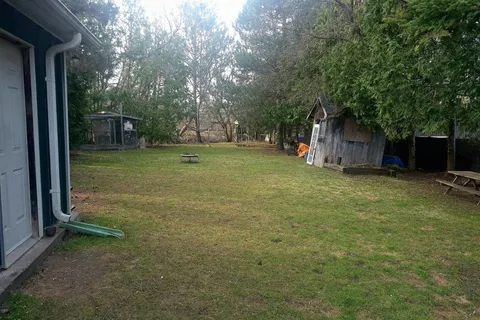 35 Maple Street, ON L9P 1C8