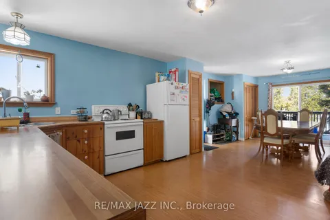 35 Maple Street, ON L9P 1C8