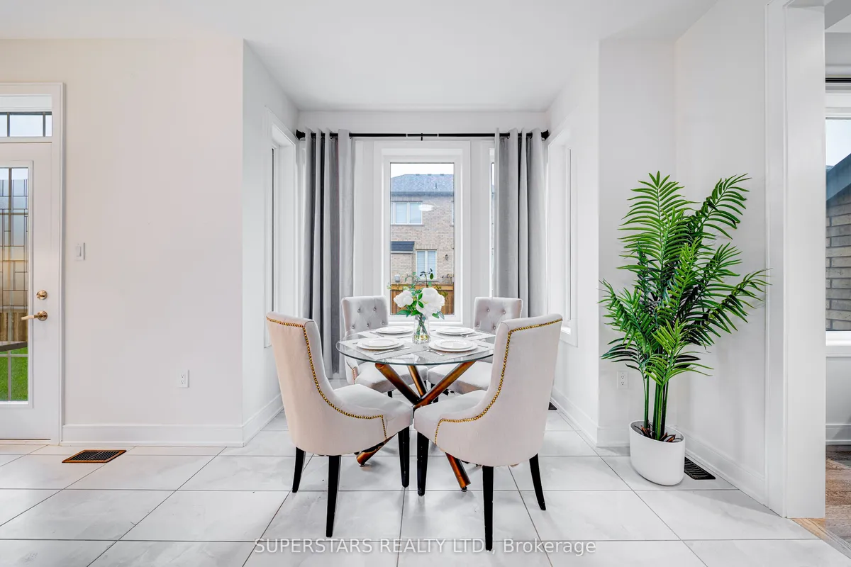 143 Kenneth Rogers Crescent, ON L9N 0S1