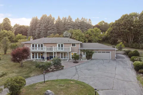 668 Mount Albert Road, ON L9N 1P1