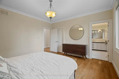 78 Elgin Street, ON L3T 1W6