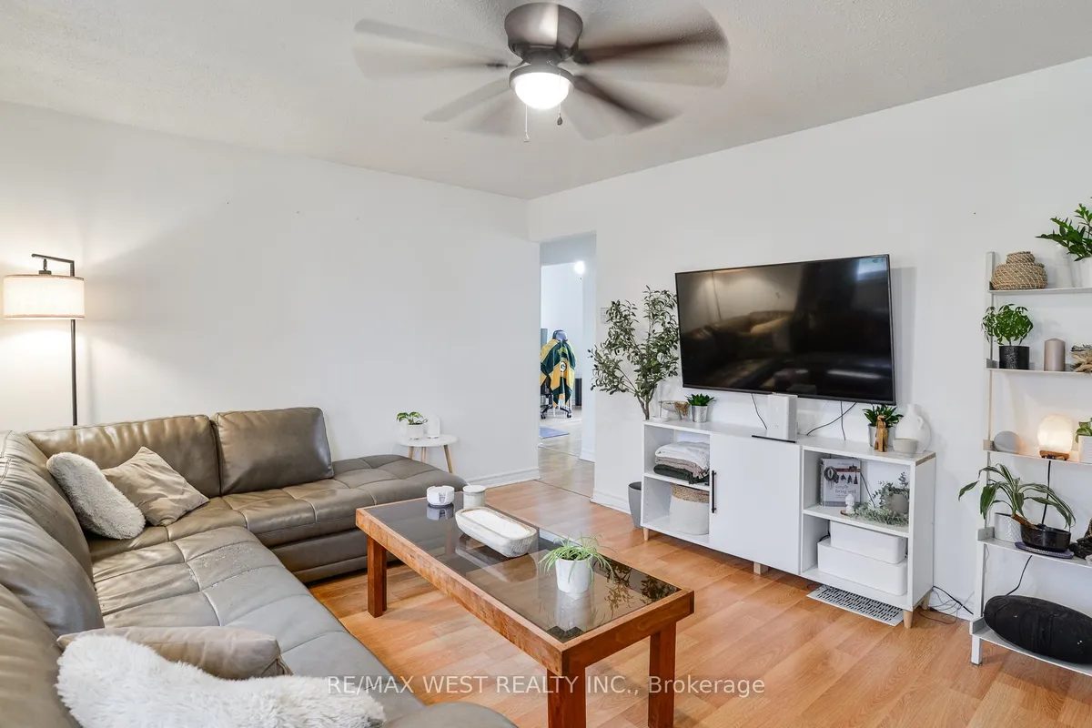 122 Raglan Street, ON L0M 1B0