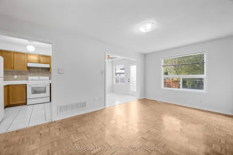 10 Ferris Street, ON L4B 4K6