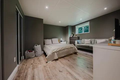 1856 Innisbrook Street, ON L9S 5A3