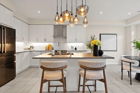 4 Fraleigh Avenue, ON L6C 0Y9