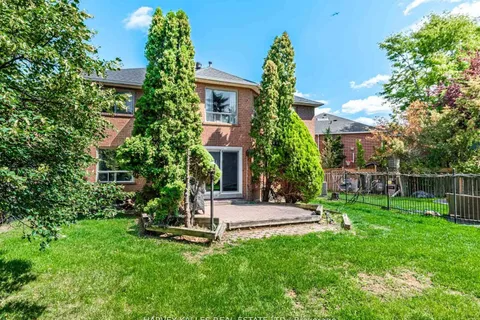 85 Franmore Circle, ON L4J 3B9