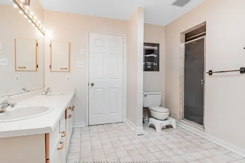 85 Franmore Circle, ON L4J 3B9