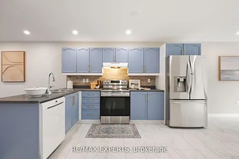 14 Aishford Road, ON L3Z 3E3