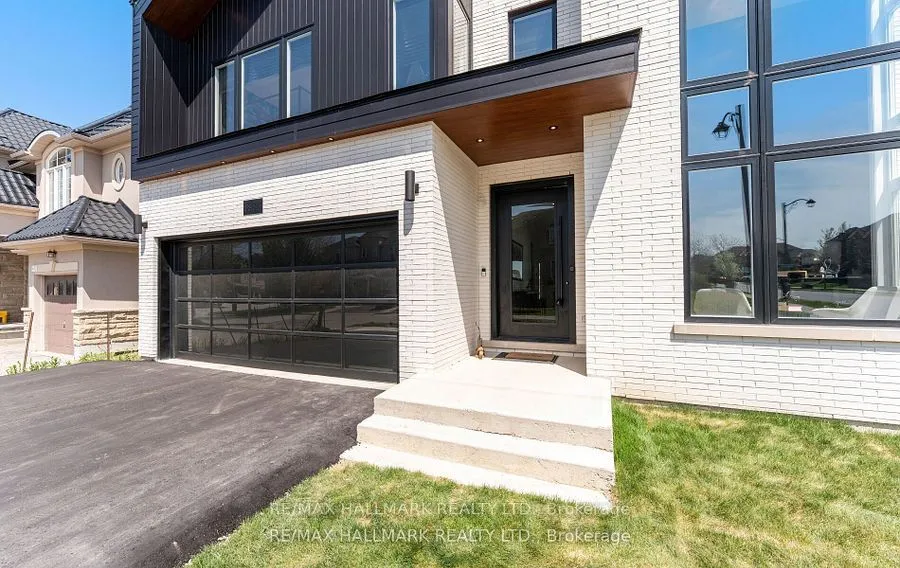 88 Cosford Street, ON L4G 0G6