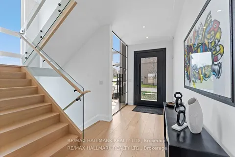 88 Cosford Street, ON L4G 0G6