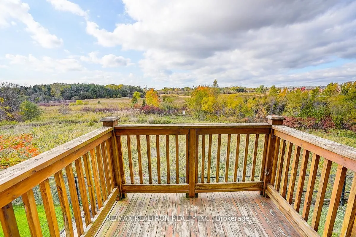 20 Prince Charles Way, ON L6C 0B5