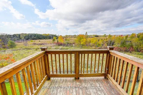 20 Prince Charles Way, ON L6C 0B5