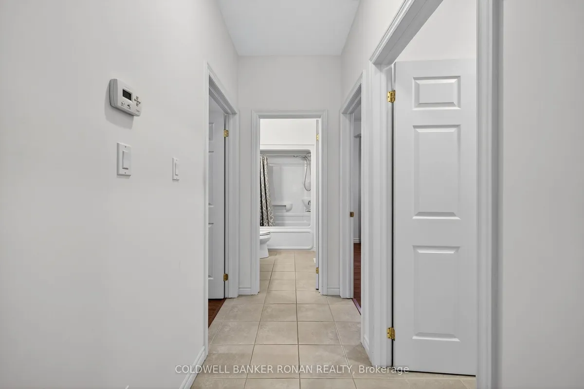 121 Gray Avenue, ON L9R 0G4