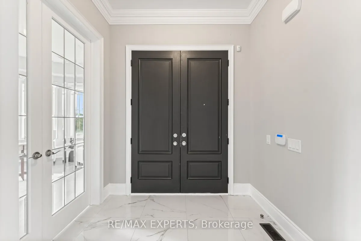 97 Ross Vennare Crescent, ON L4H 4N2