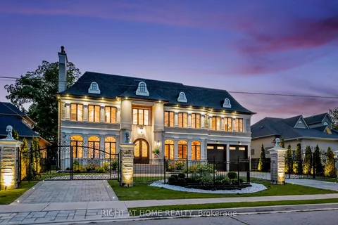 10 Yongeview Avenue, ON L4C 7A4