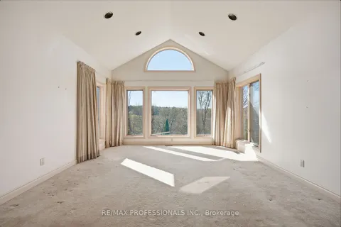 10050 Warden Avenue, ON L6C 1N3