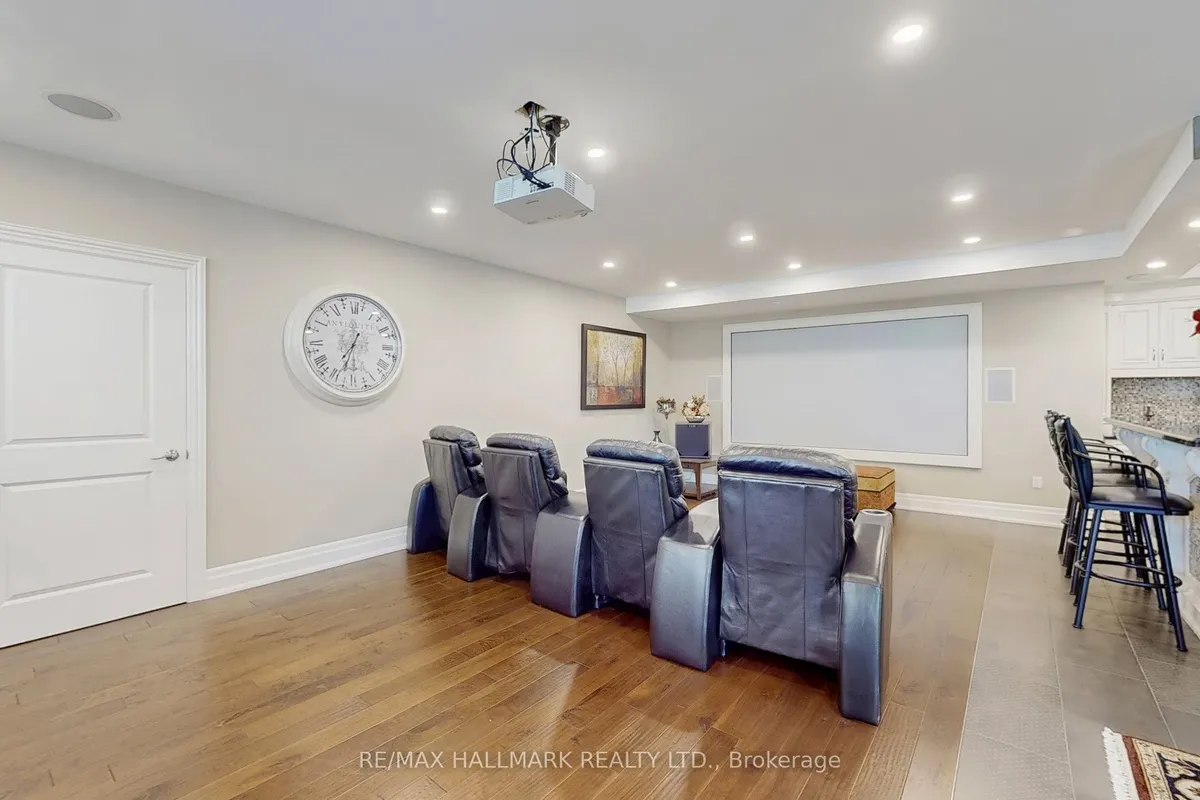 63 Grayfield Drive, ON L4A 0B1