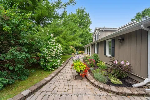 351 Dearbourne Avenue, ON L7B 1A3