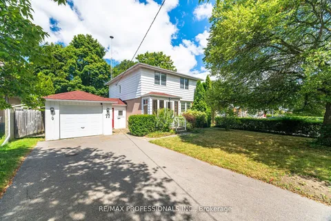 77 Bedford Park Avenue, ON L4C 2N9